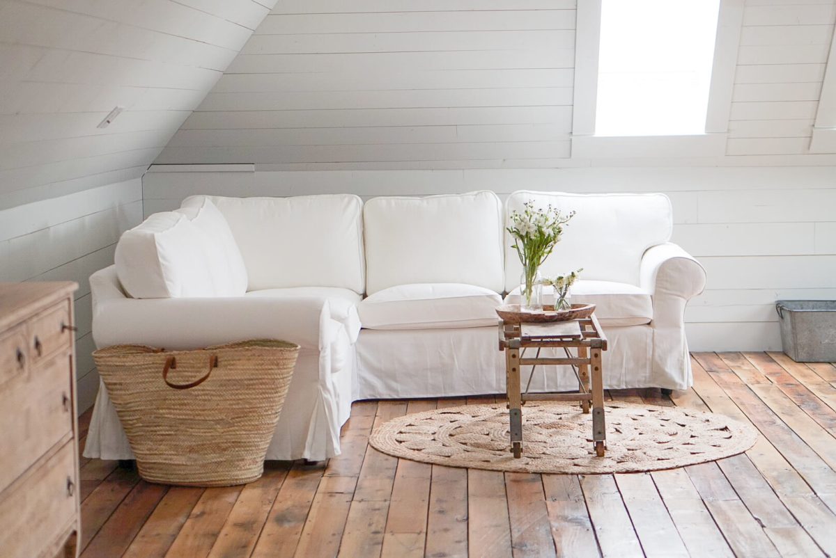 The perfect salvaged coffee table 2 Salvaged coffee table decor