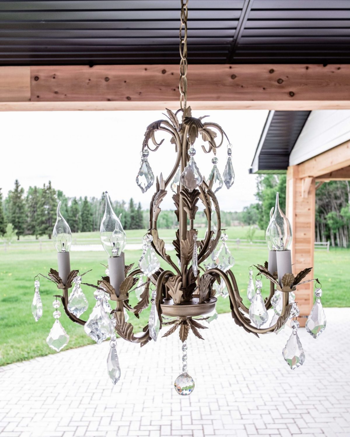 Painting brass light fixtures clearance