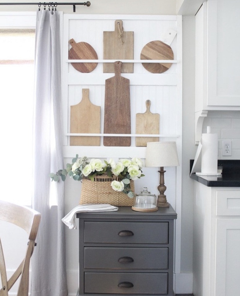 english cottage cutting board wall decor in kitchen