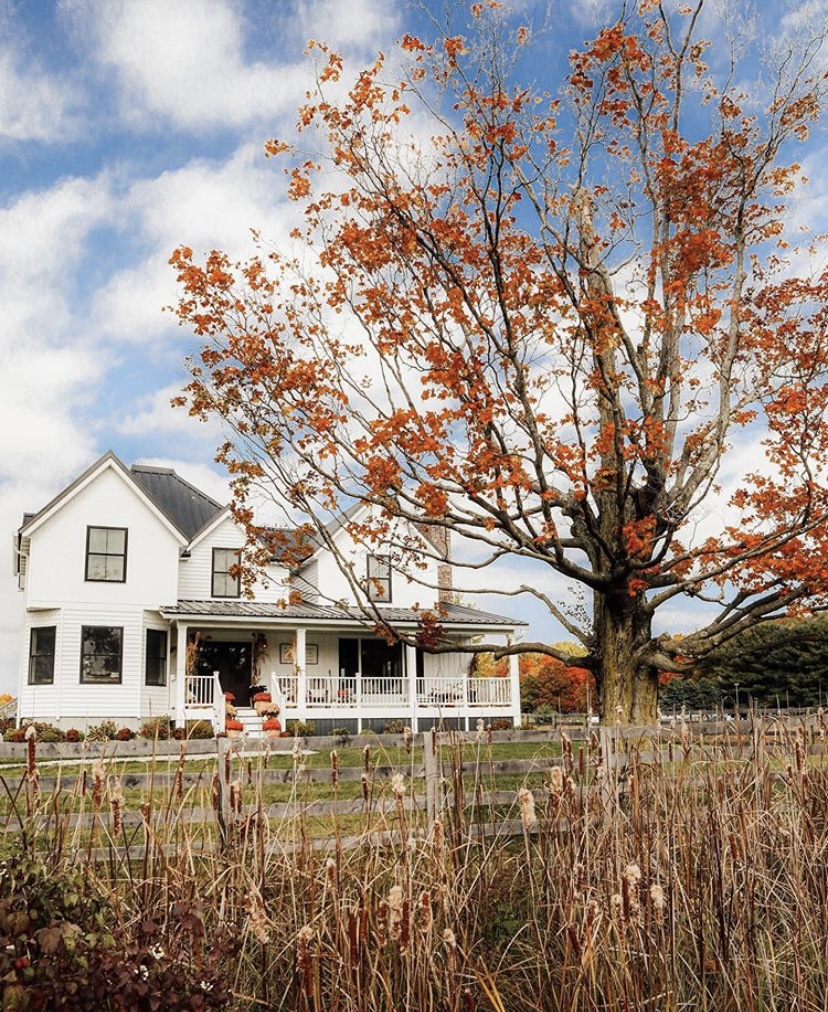 End of summer front porch decor - Sugar Maple Farmhouse