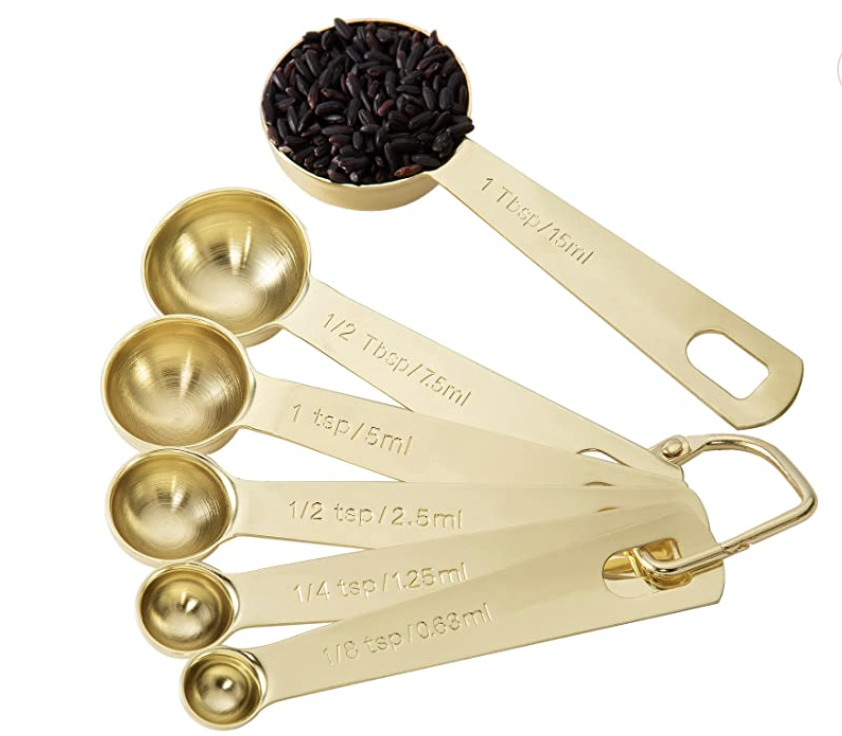 brass measuring spoons