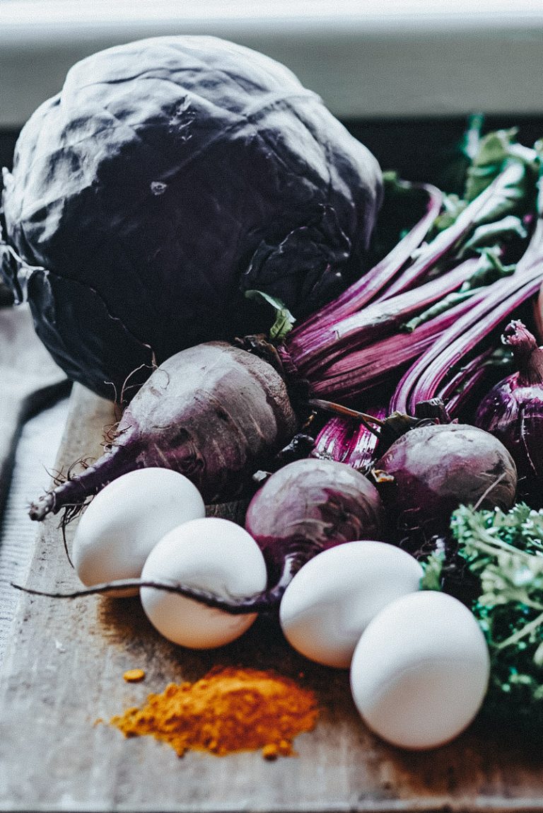 9 Quick And Easy Natural Egg Dyes For Easter B Vintage Style