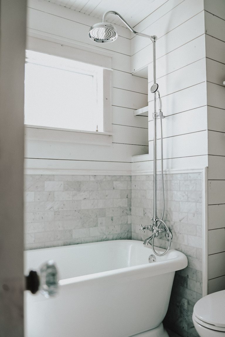Shiplap Bathroom Ideas (Install Guide)