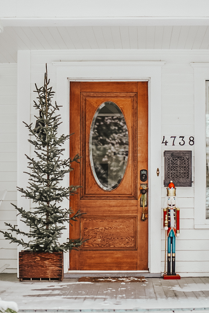 How To Keep A Christmas Tree Alive All Season Long B Vintage Style