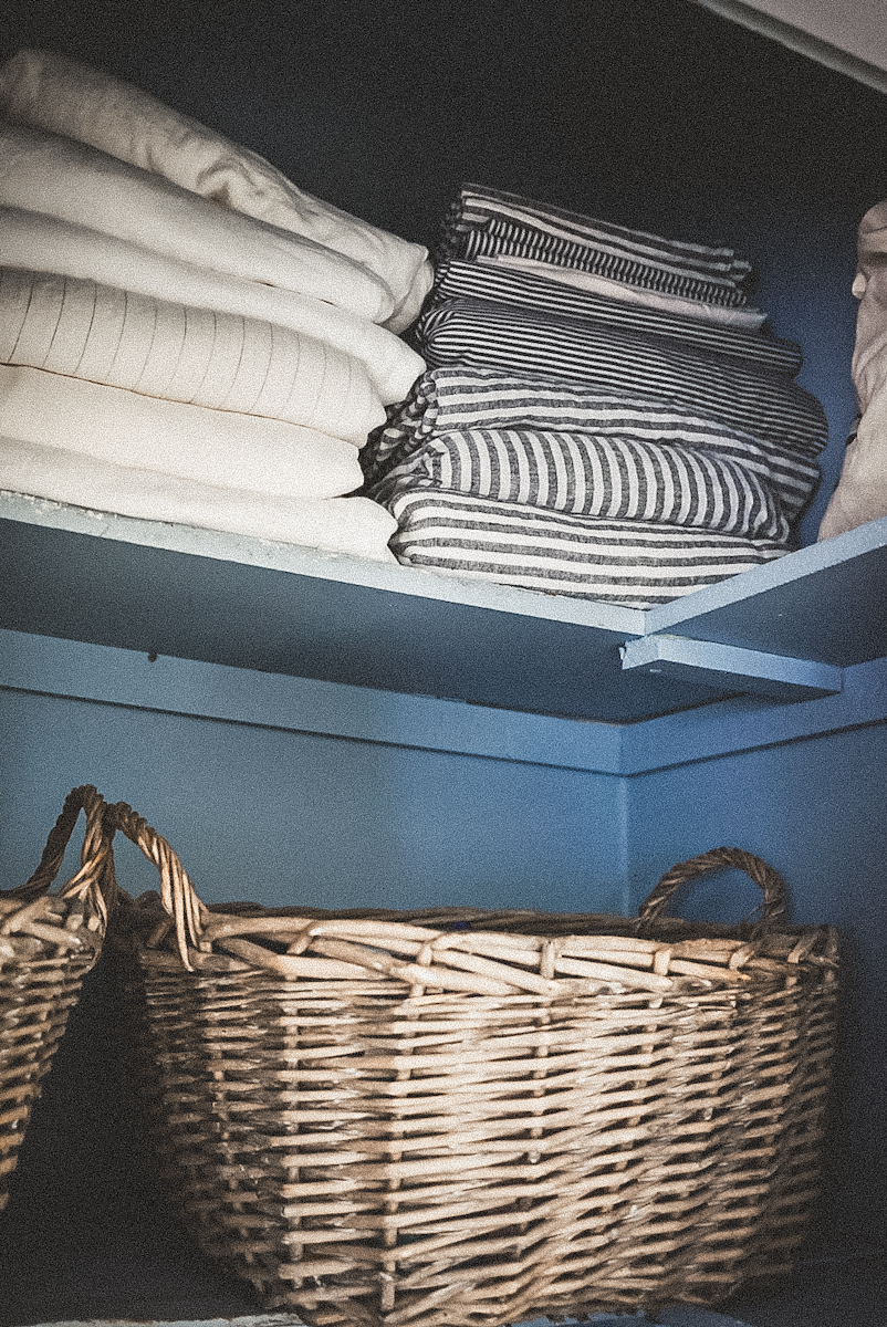 Linen Closet Organization Guide