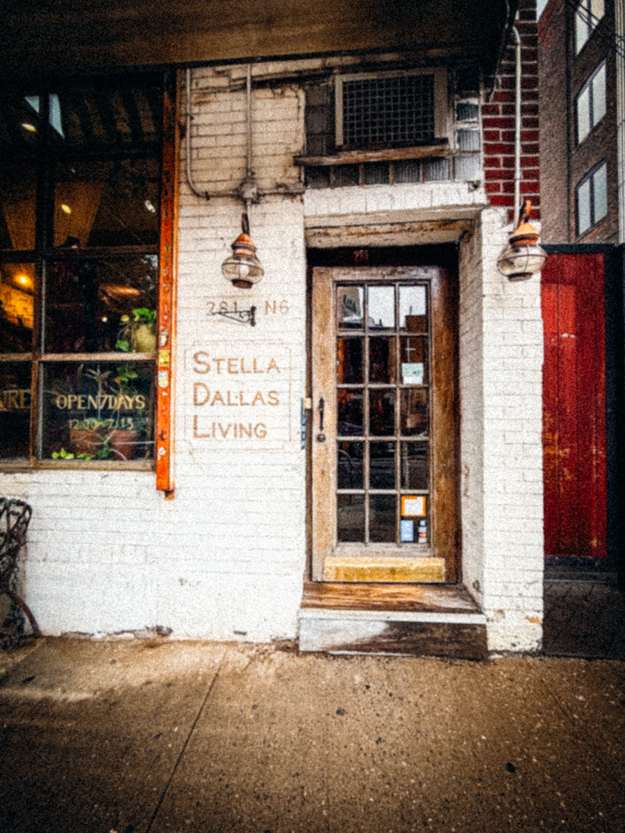 Antique Shopping NYC: A Timeless Guide to Vintage Markets, Flea Markets, and Antique Finds